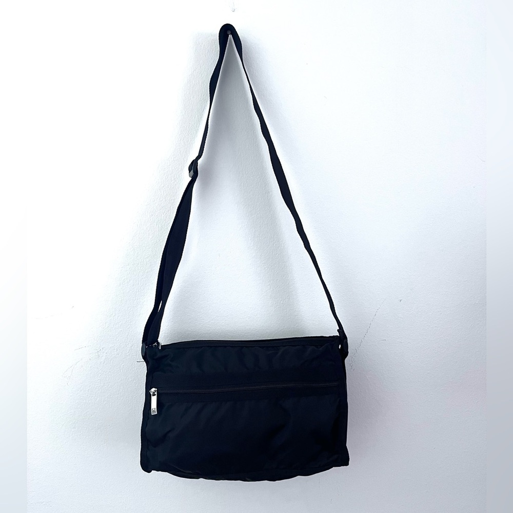 GAL Vintage Nylon Black Crossbody Bag Adjustable Strap Lots of Pockets 90’s